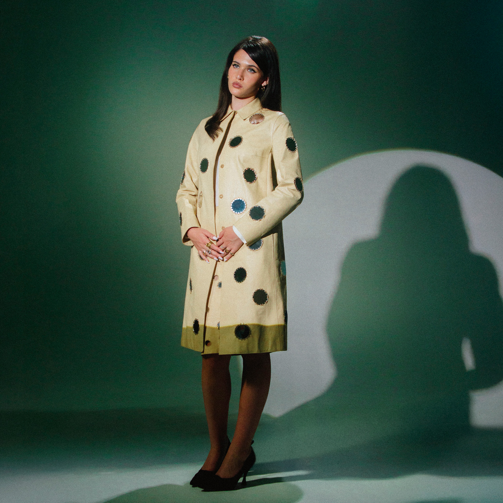 Sienna Spiro - Die On This Hill